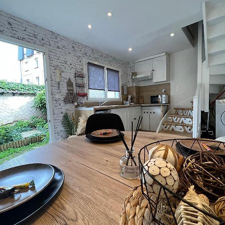 Charmant Appartement Duplex Au Calme エヴルー エクステリア 写真