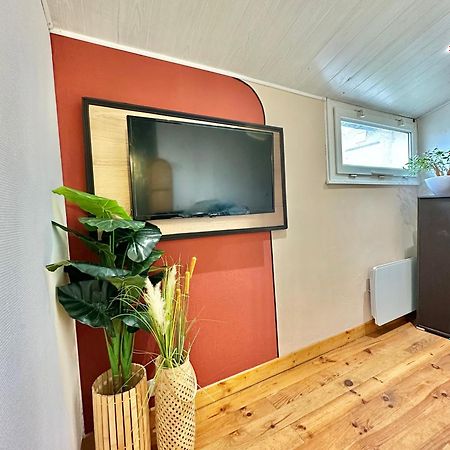 Charmant Appartement Duplex Au Calme エヴルー エクステリア 写真