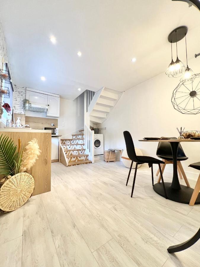 Charmant Appartement Duplex Au Calme エヴルー エクステリア 写真