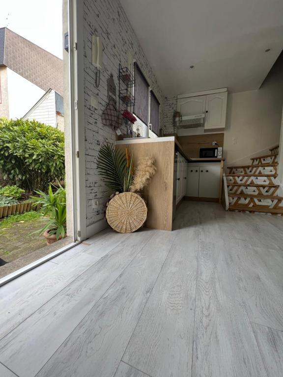 Charmant Appartement Duplex Au Calme エヴルー エクステリア 写真